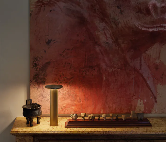 Lampara de diseño sobremesa portátil. Insolit Basic