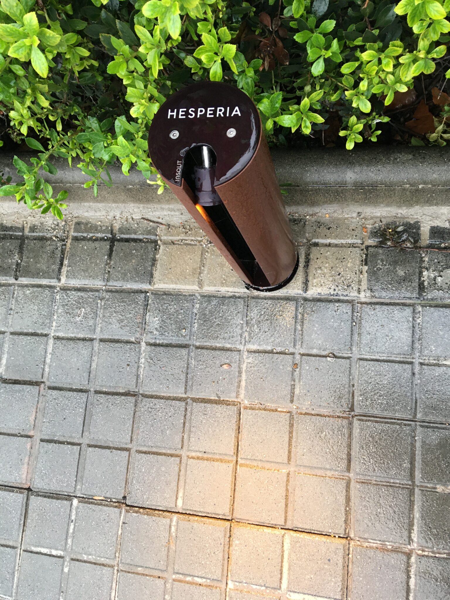outdoor design lamp for pathways, made in barcelona, insolit