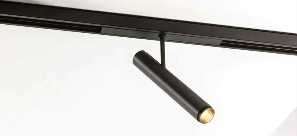 Design 48v ceiling spotlight for Stucchi track, configurable and modular. Insolit Stick Track System 48v