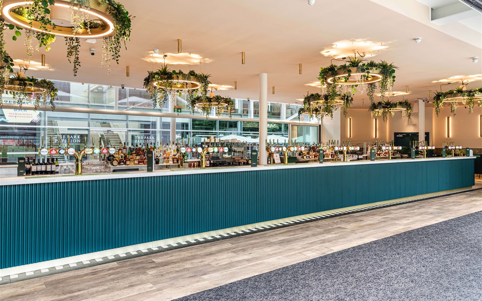 Oasis Bar and Terrace lighting project Canary Wharf