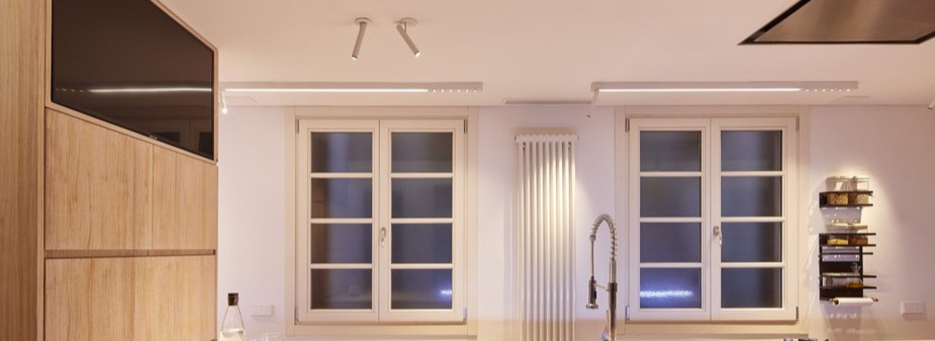 Foco proyector de diseño orientable LED minimalista. Insolit Stick